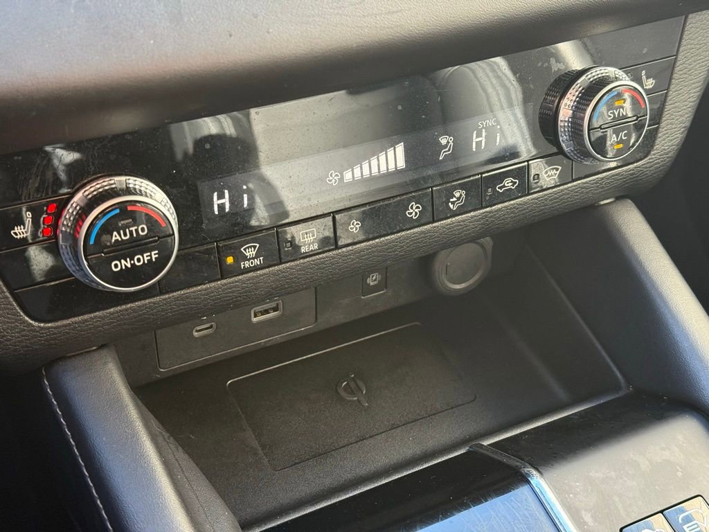 Used 2023 Mitsubishi Outlander SE image 15