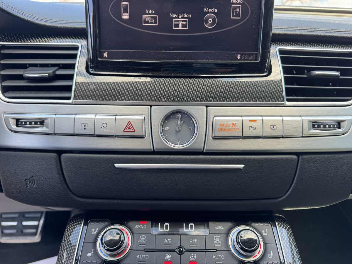 Used 2014 Audi S8 w/ Driver Assistance Package image 18