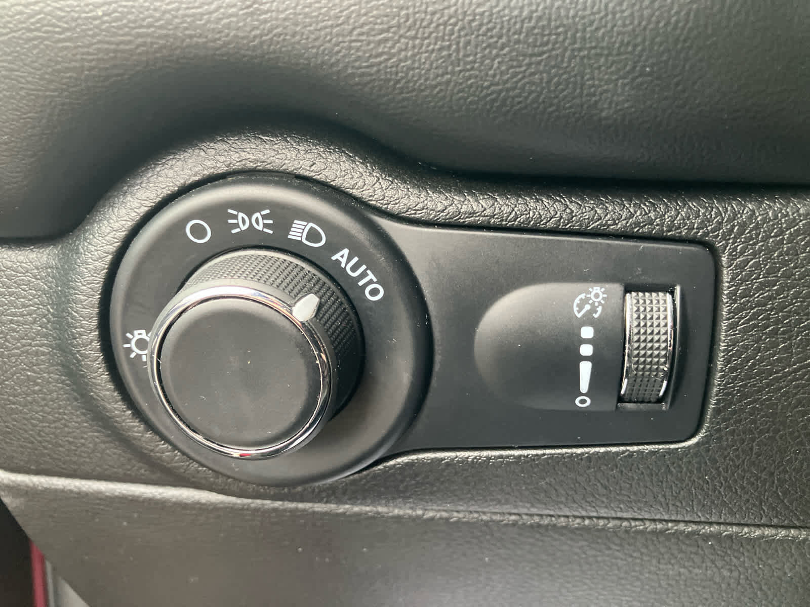 Used 2024 Dodge Durango GT image 14