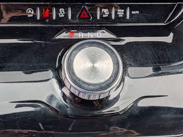 Used 2023 Jeep Wagoneer Series II RWD image 25