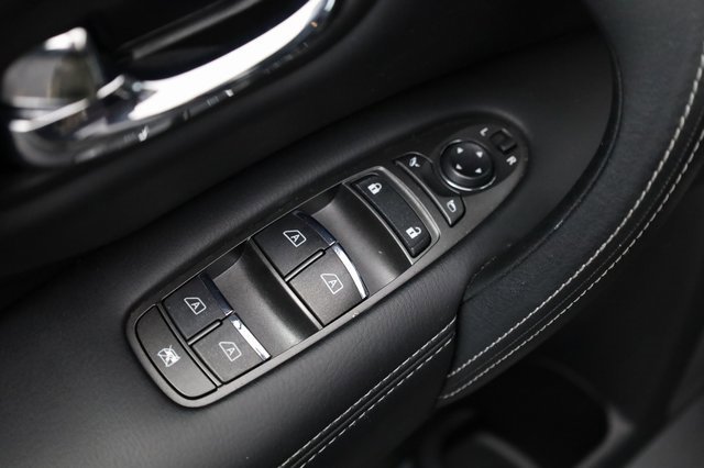 Used 2024 INFINITI QX80 Luxe image 11