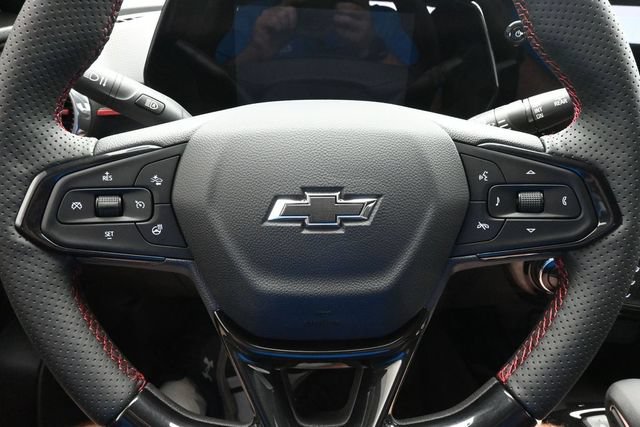 New 2026 Chevrolet Trax RS w/ Sunroof Package FWD image 31