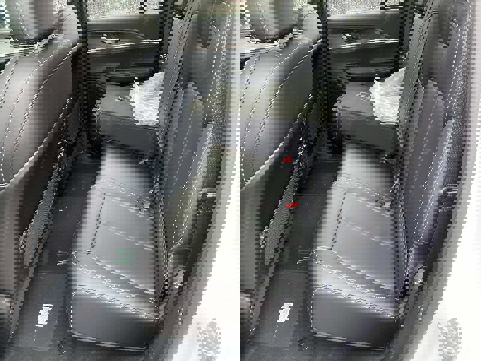 New 2025 Jeep Grand Cherokee Limited image 7