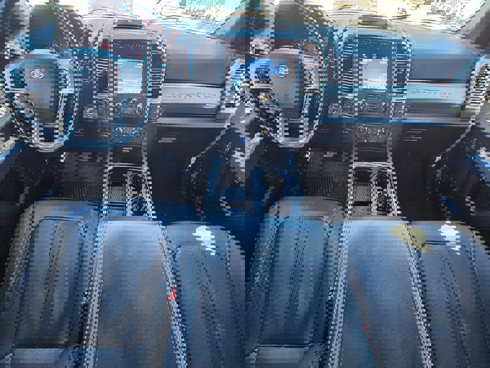 Used 2019 Ford F250 Platinum w/ Platinum Ultimate Package image 24