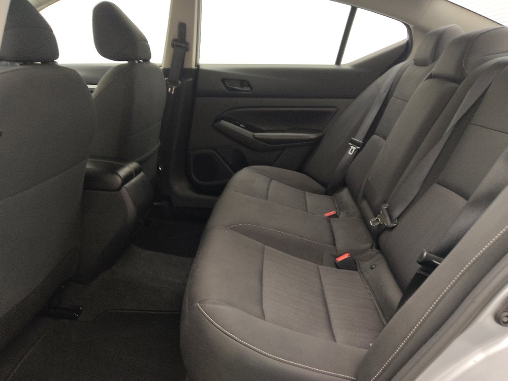 Used 2023 Nissan Altima 2.5 SV AWD/4WD image 18