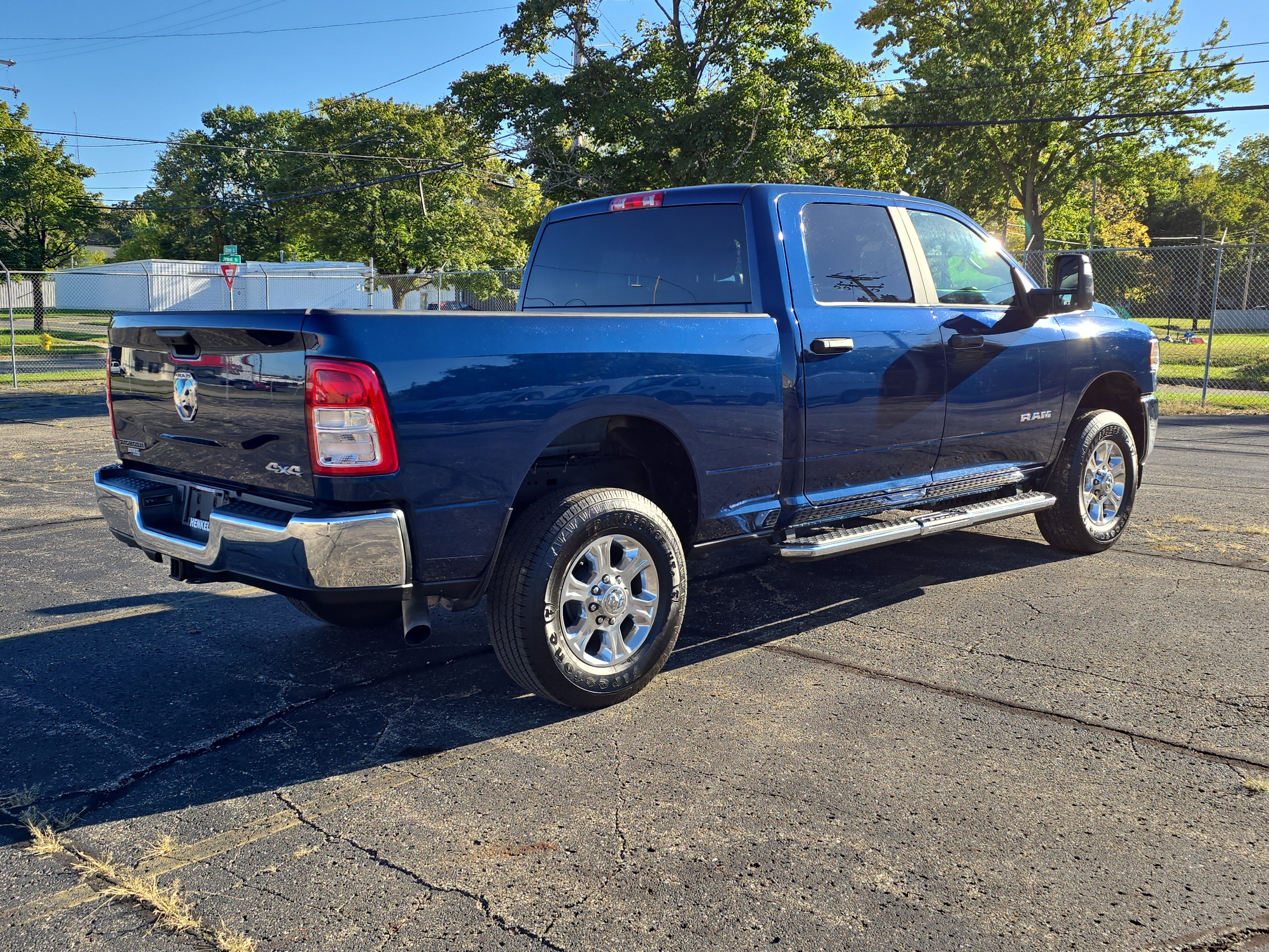 Used 2024 RAM 2500 Big Horn w/ Bed Utility Group image 4