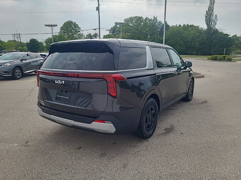 Certified 2025 Kia Carnival FWD image 7