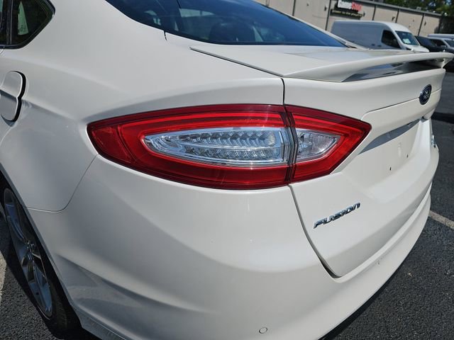 Used 2016 Ford Fusion Titanium image 34