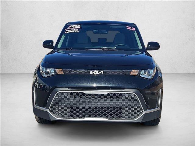 Used 2023 Kia Soul LX image 2