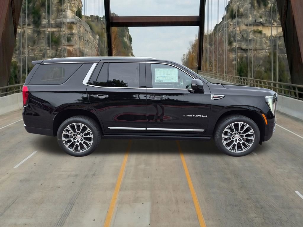 New 2026 GMC Yukon Denali w/ Denali Reserve Package AWD/4WD image 13