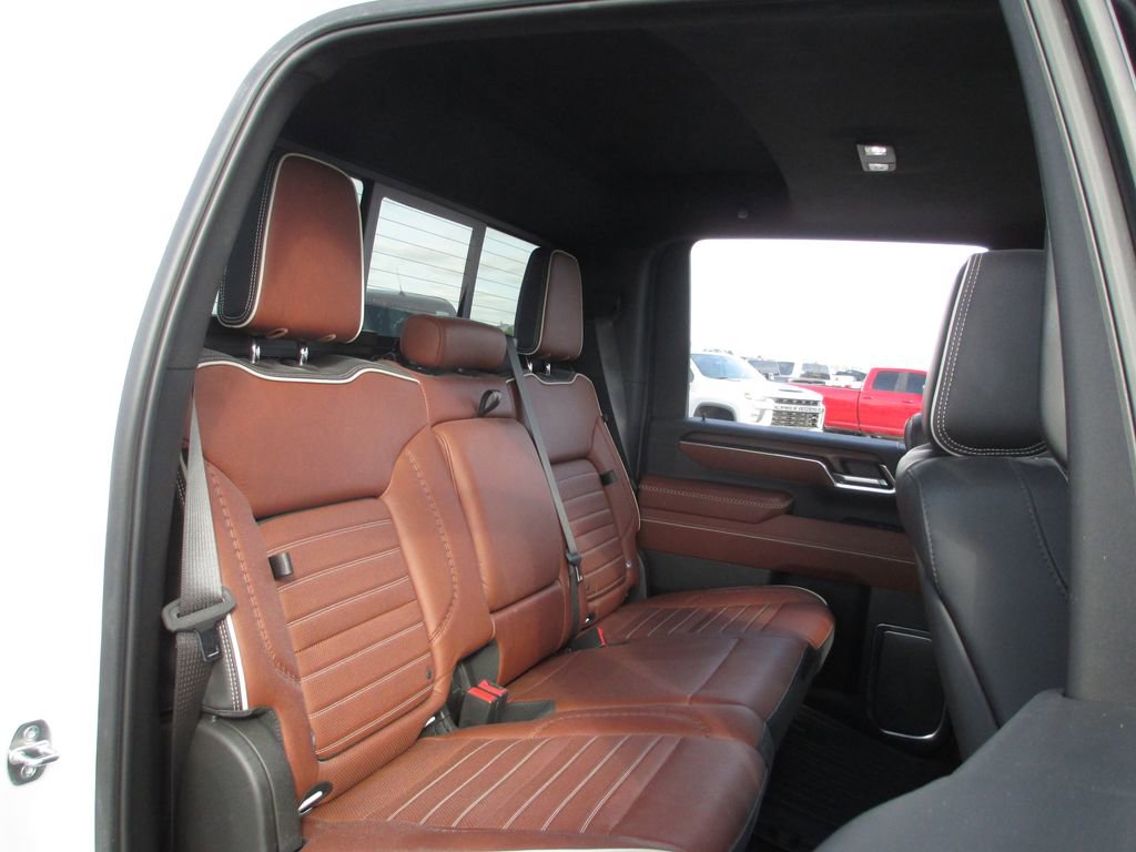 Used 2024 GMC Sierra 3500 Denali Ultimate image 25