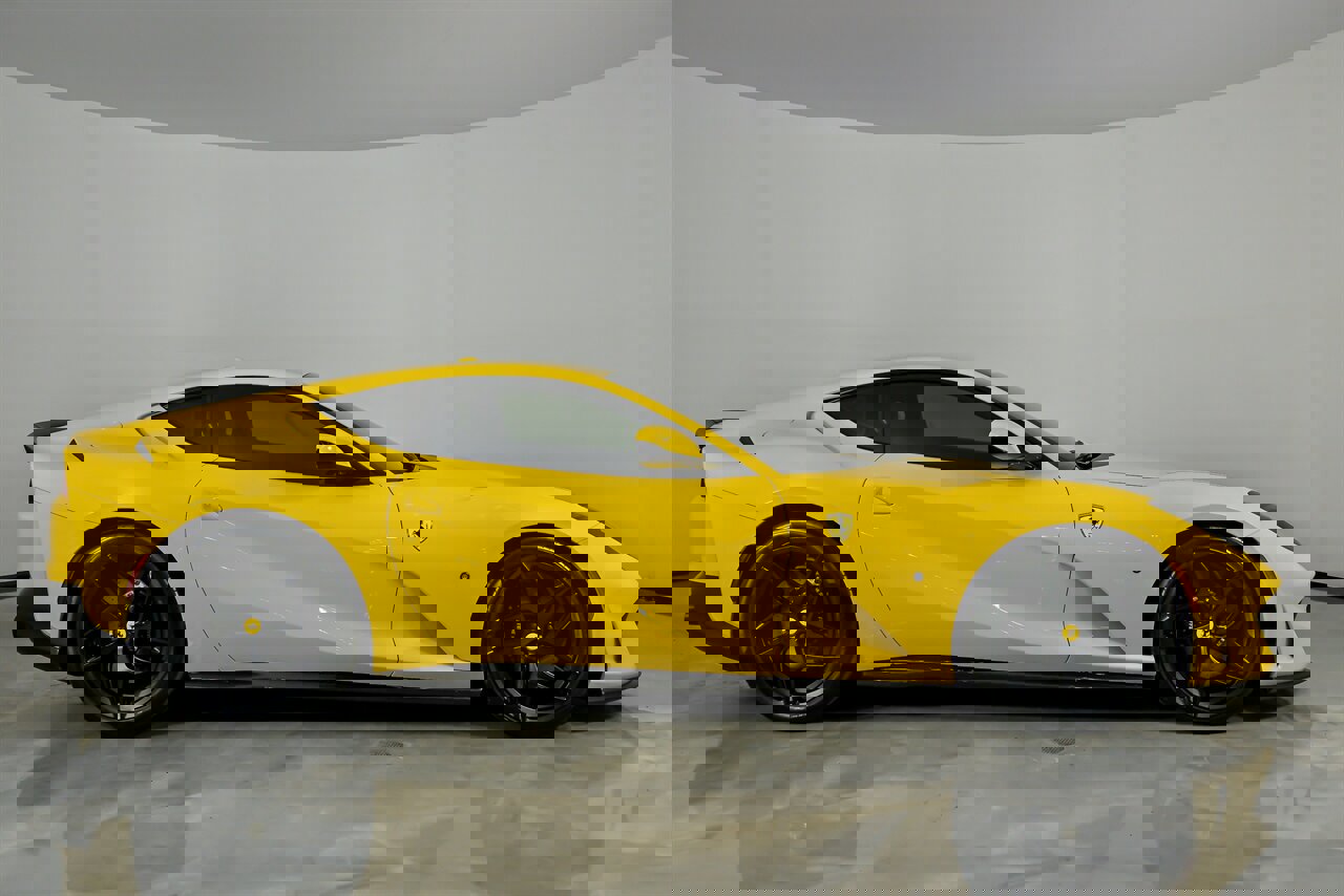 Used 2019 Ferrari 812 Superfast image 14