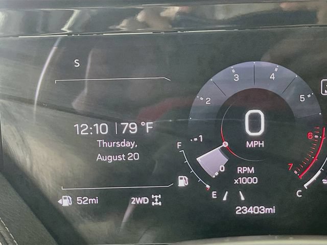 Used 2025 GMC Yukon Denali AWD/4WD image 13