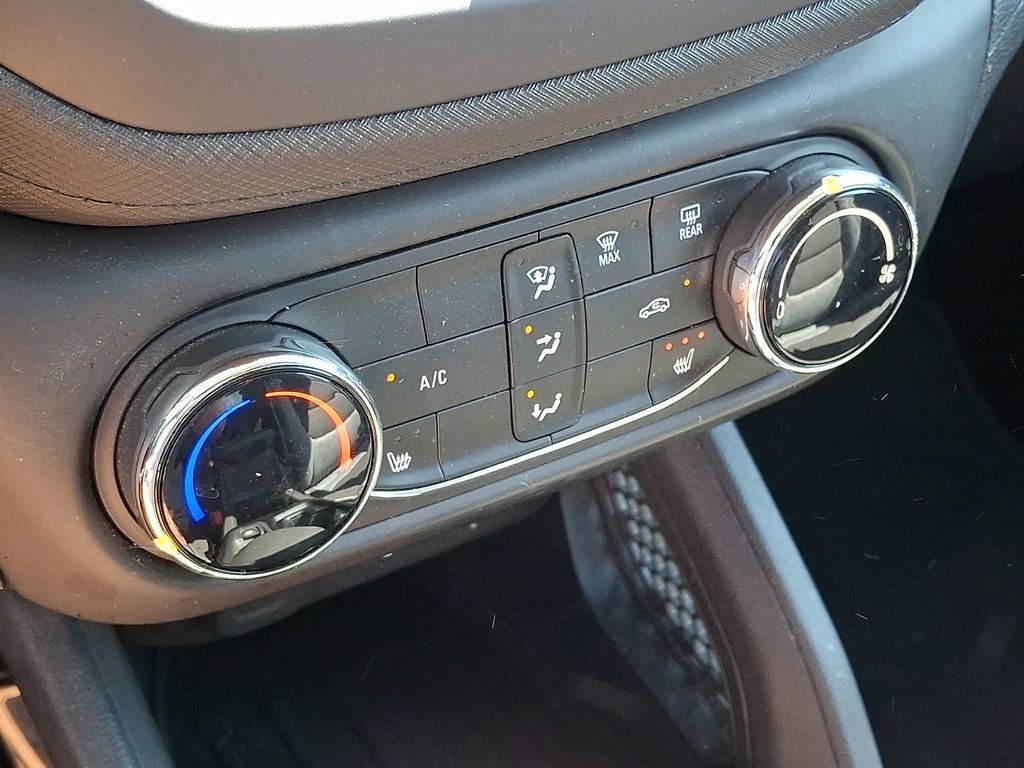 Used 2023 Chevrolet TrailBlazer LT image 16