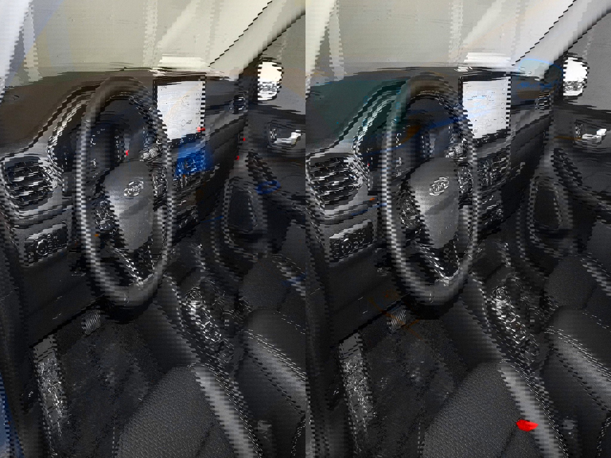 New 2025 Ford Escape SE w/ Class II Trailer Tow Package image 21