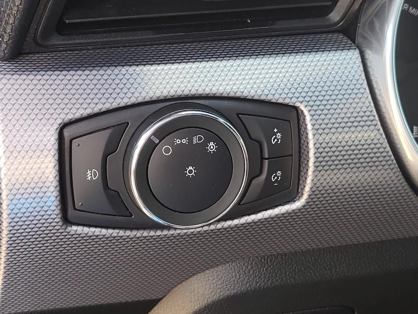 Used 2019 Ford Mustang GT w/ Black Accent Package RWD image 18