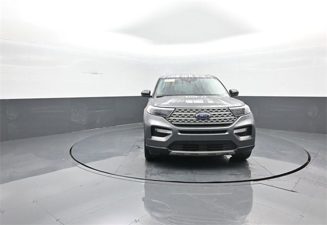 Certified 2022 Ford Explorer Limited w/ Limited Technology Package image 2