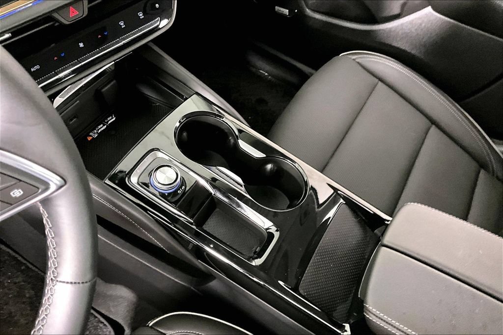 Certified 2024 Buick Envision Avenir AWD/4WD image 17