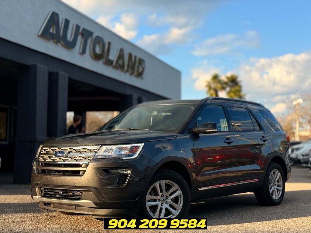 Used 2018 Ford Explorer XLT w/ Equipment Group 202A AWD/4WD image 1