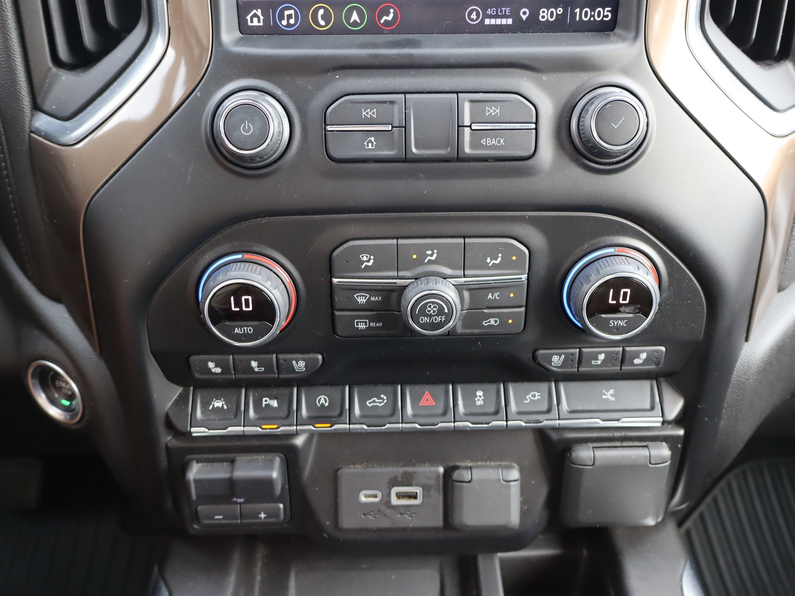 Used 2021 Chevrolet Silverado 1500 High Country w/ Technology Package image 30