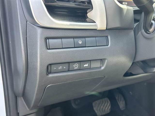 Certified 2025 Nissan Rogue SL AWD/4WD image 17
