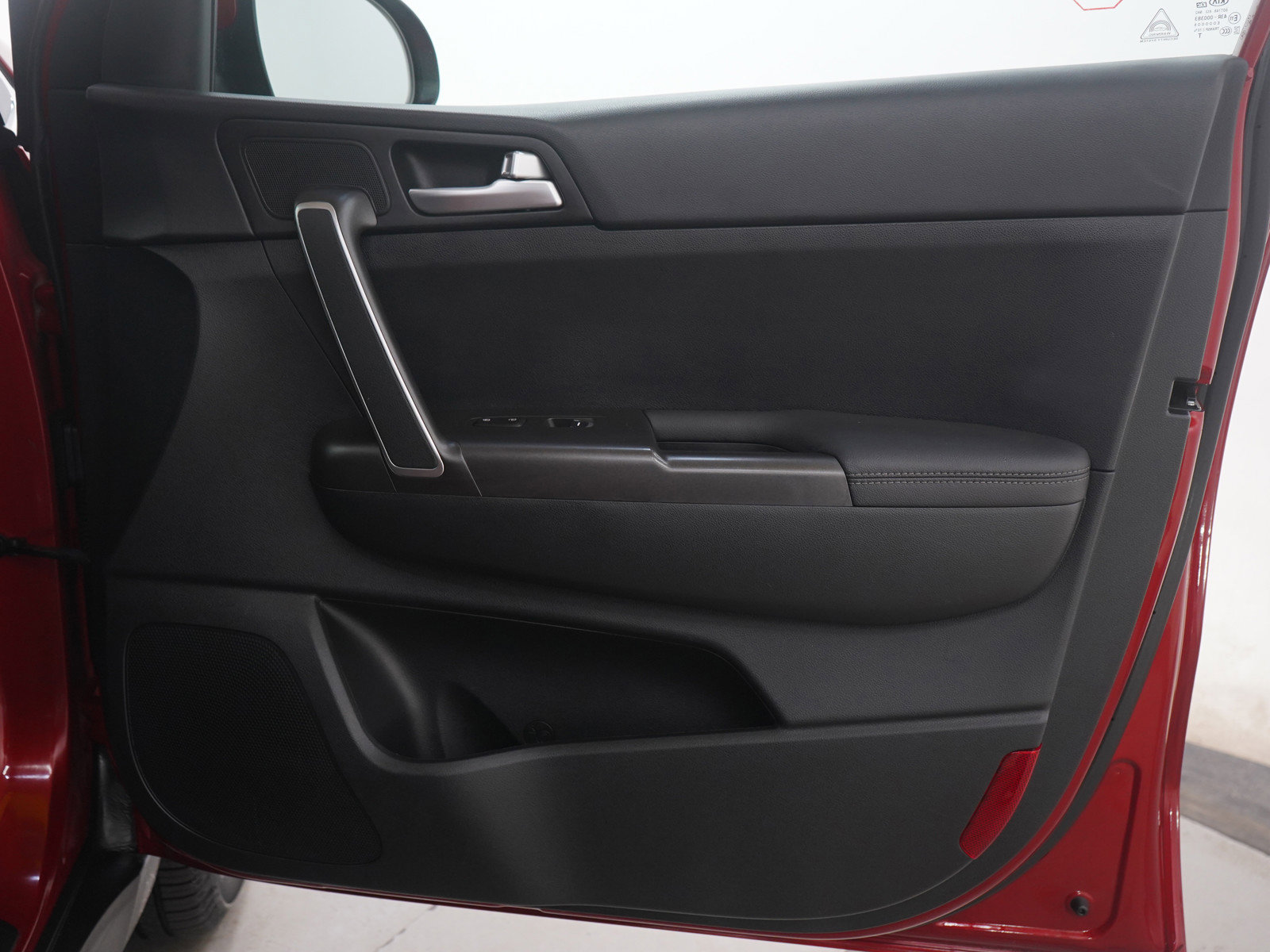 Used 2022 Kia Sportage LX image 9