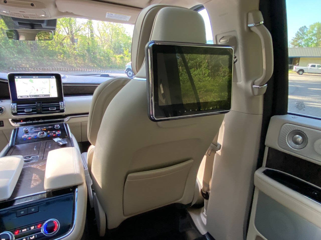 Used 2019 Lincoln Navigator Reserve AWD/4WD image 51