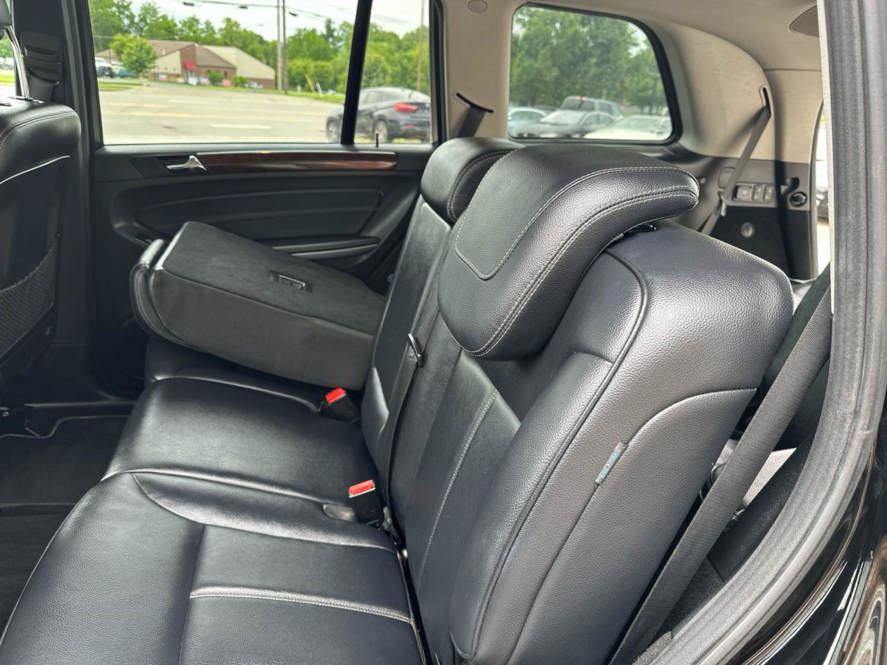 Used 2011 Mercedes-Benz GL 450 4MATIC w/ Premium 2 Pkg image 29