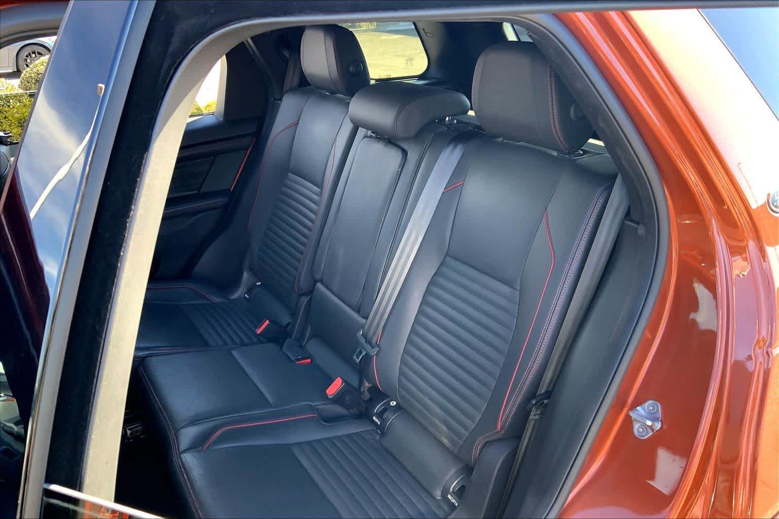 Used 2022 Land Rover Discovery Sport SE R-Dynamic image 20
