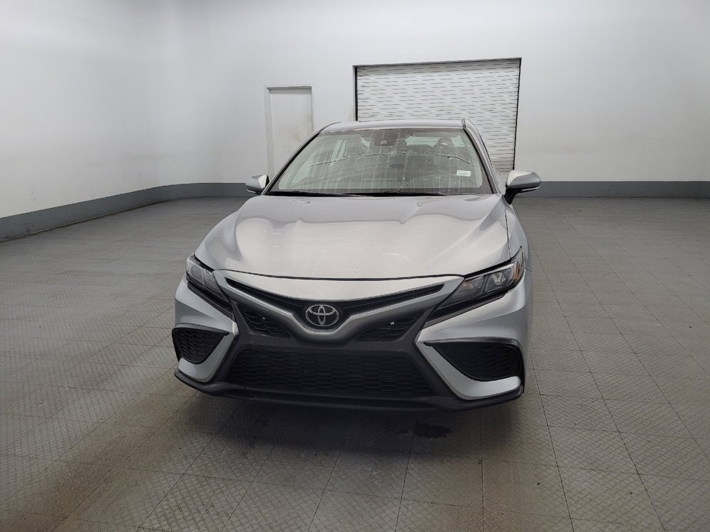 Used 2024 Toyota Camry SE image 15
