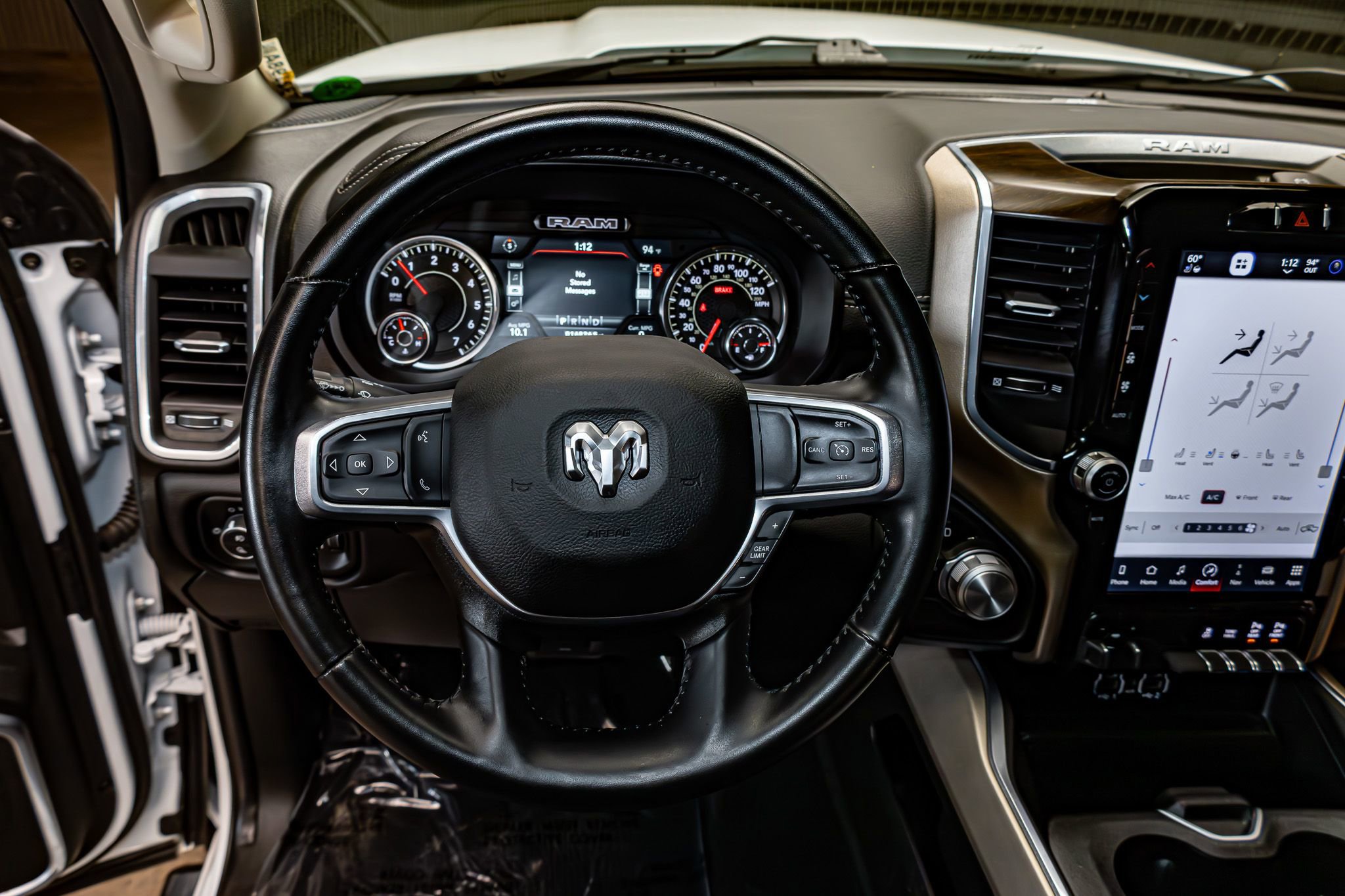 Used 2024 RAM 2500 Laramie w/ Protection Group image 19