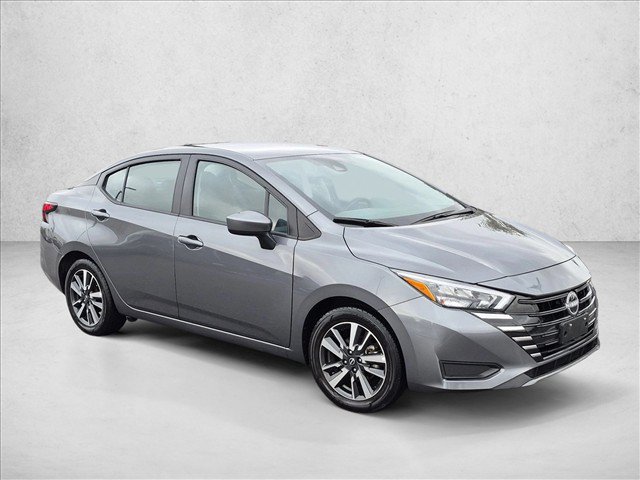 Used 2025 Nissan Versa SV FWD image 3