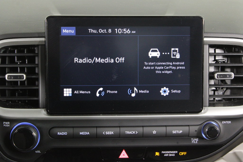 Certified 2025 Hyundai Venue SEL FWD image 9
