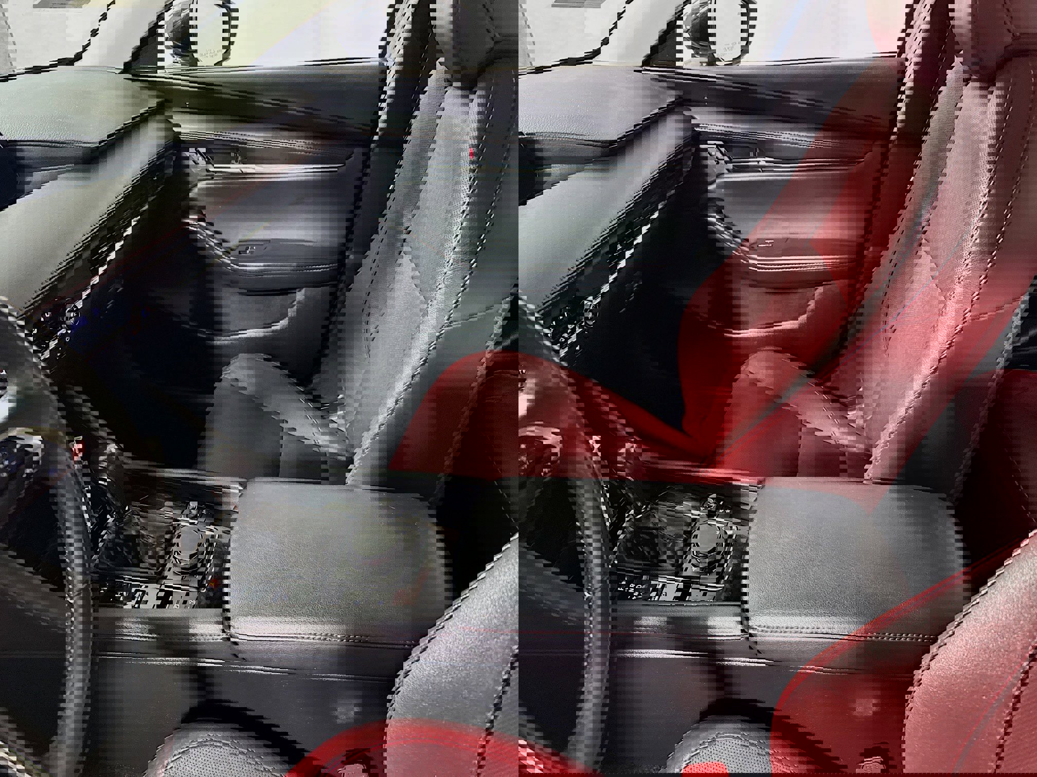 Used 2024 MAZDA MAZDA3 s image 25