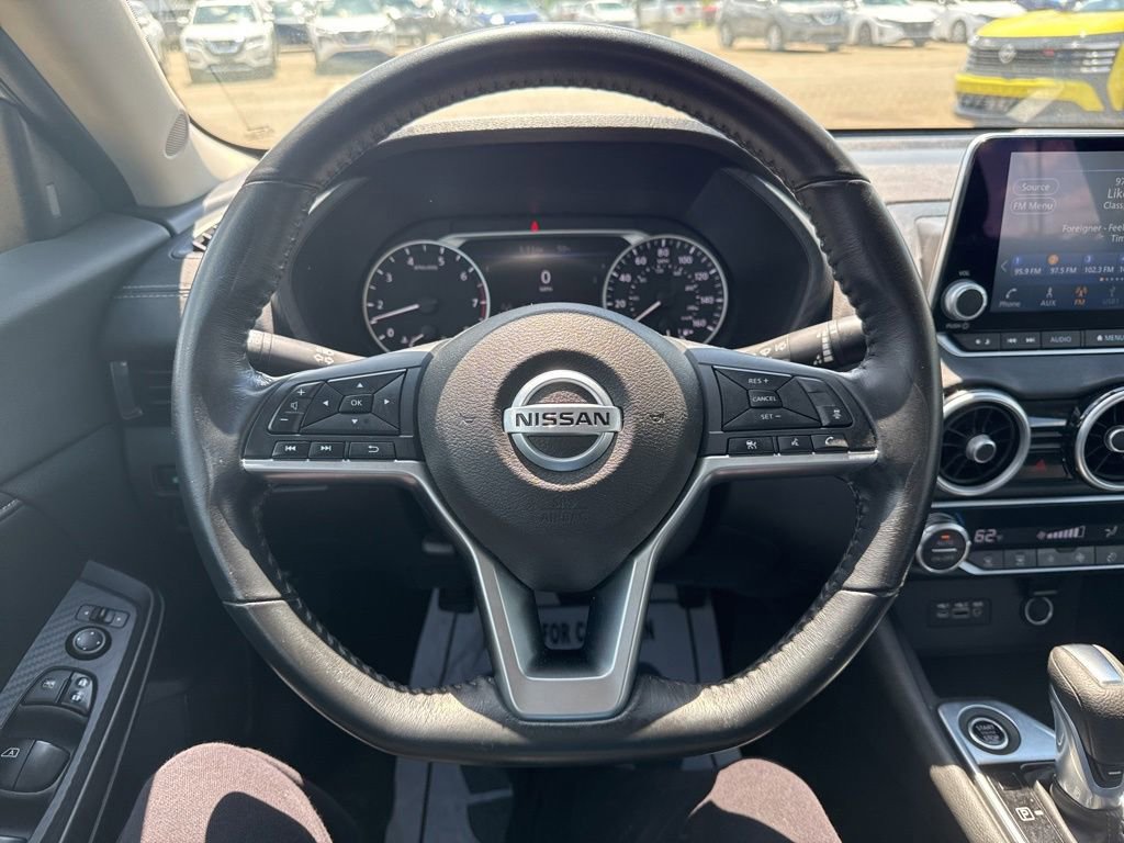 Used 2021 Nissan Sentra SV FWD image 13