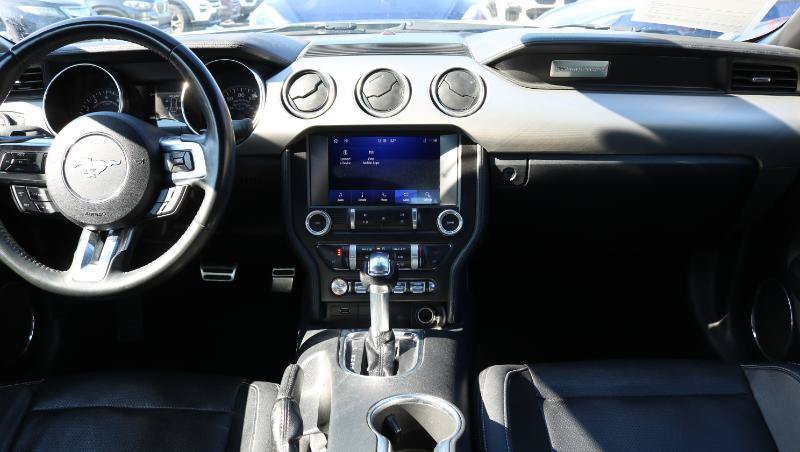 Used 2020 Ford Mustang Premium RWD image 21