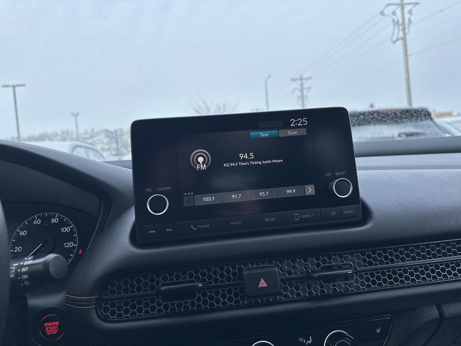 Used 2024 Honda HR-V Sport image 39