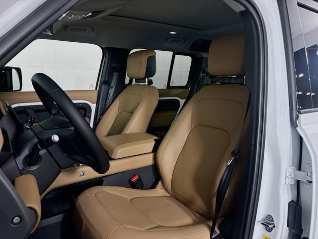 New 2026 Land Rover Defender 110 X-Dynamic SE image 21