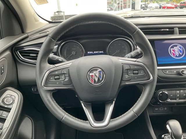Used 2023 Buick Encore GX Preferred w/ Cold Weather Comfort Package FWD image 3