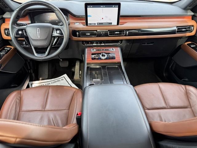 Used 2023 Lincoln Aviator Reserve w/ Elements Package Plus image 14