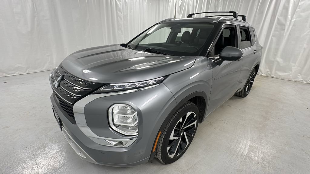 Used 2022 Mitsubishi Outlander SEL image 7