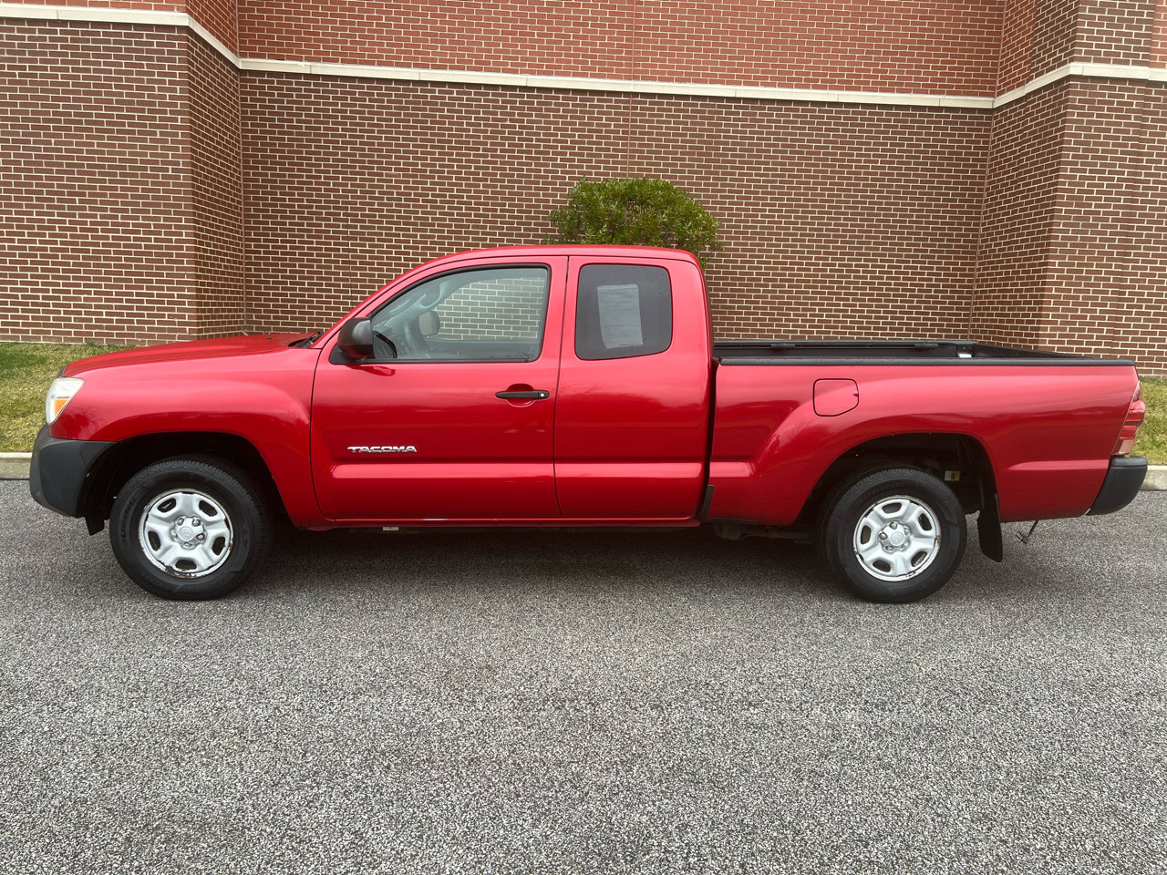 Used 2013 Toyota Tacoma 2WD Access Cab image 4