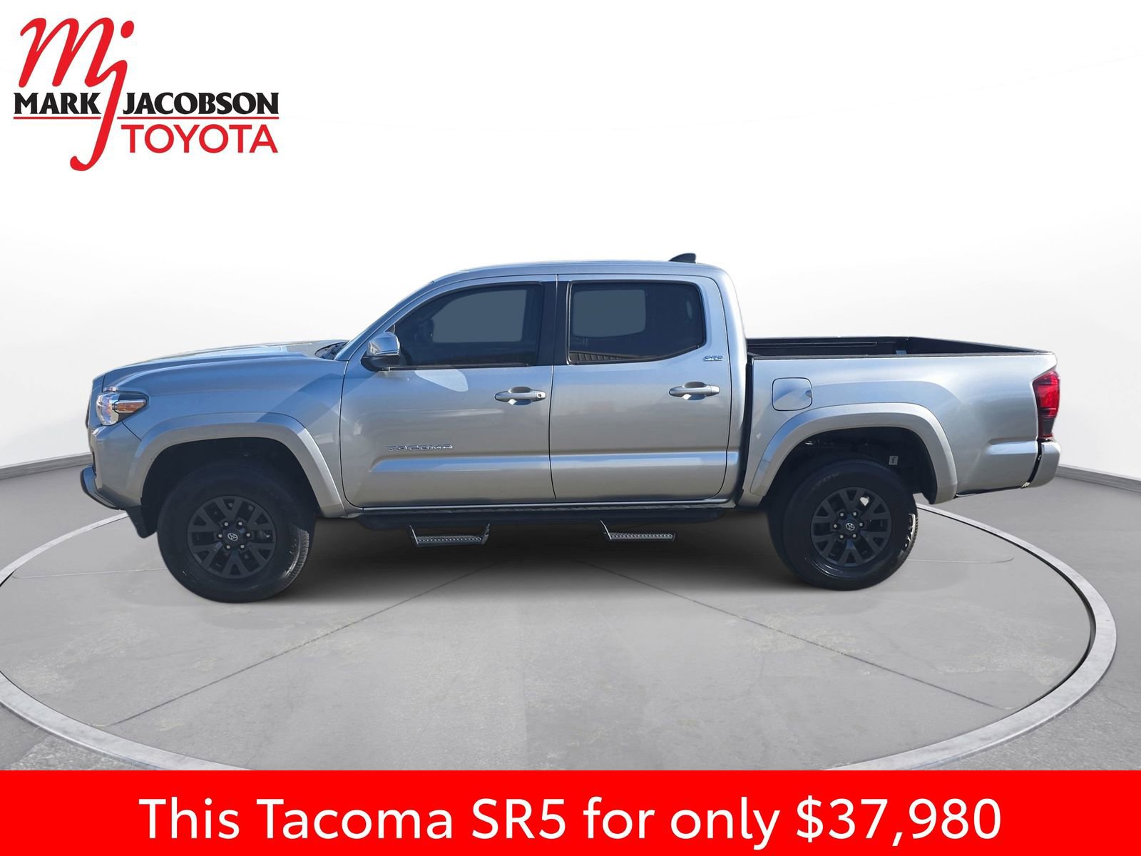 Used 2023 Toyota Tacoma SR5 w/ Technology Package AWD/4WD image 14