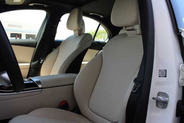Used 2024 Mercedes-Benz C 300 4MATIC Sedan image 19