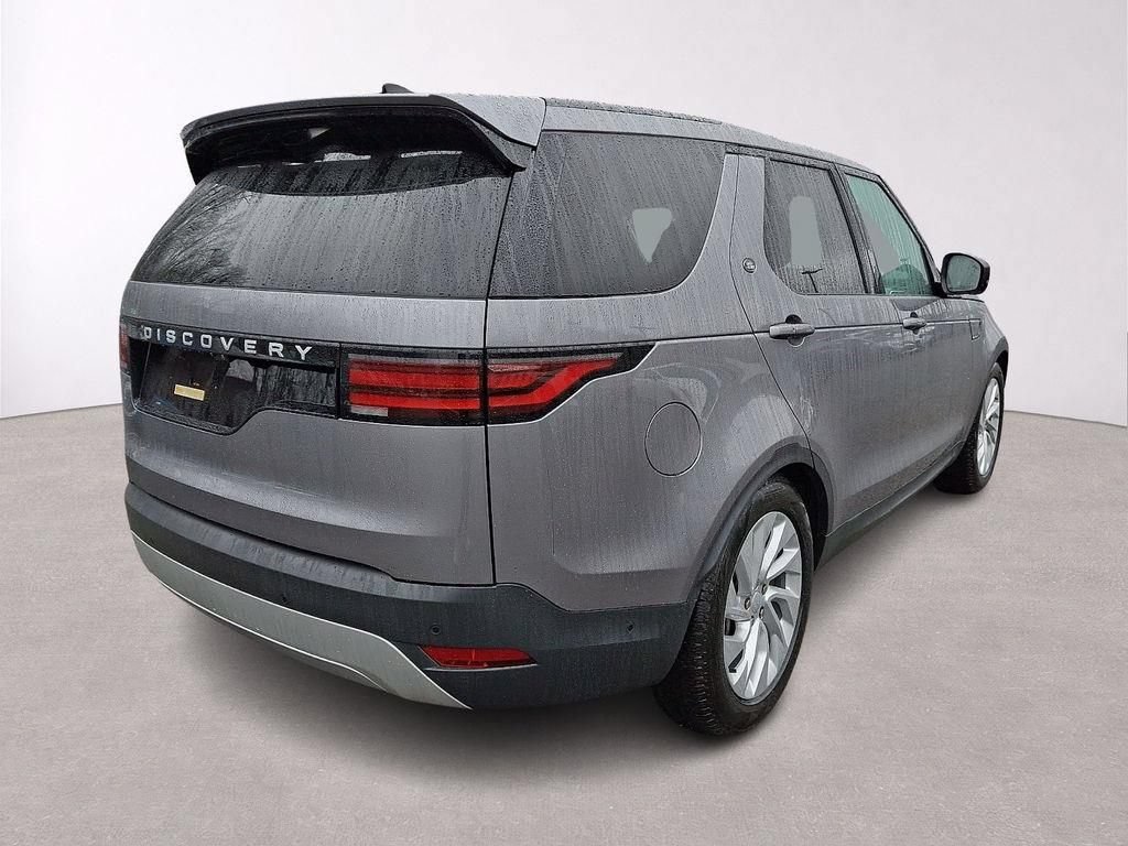 Used 2025 Land Rover Discovery S AWD/4WD image 9