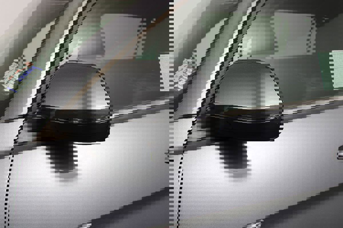 Used 2021 Volkswagen Atlas Cross Sport SE w/ Panoramic Sunroof Package image 48