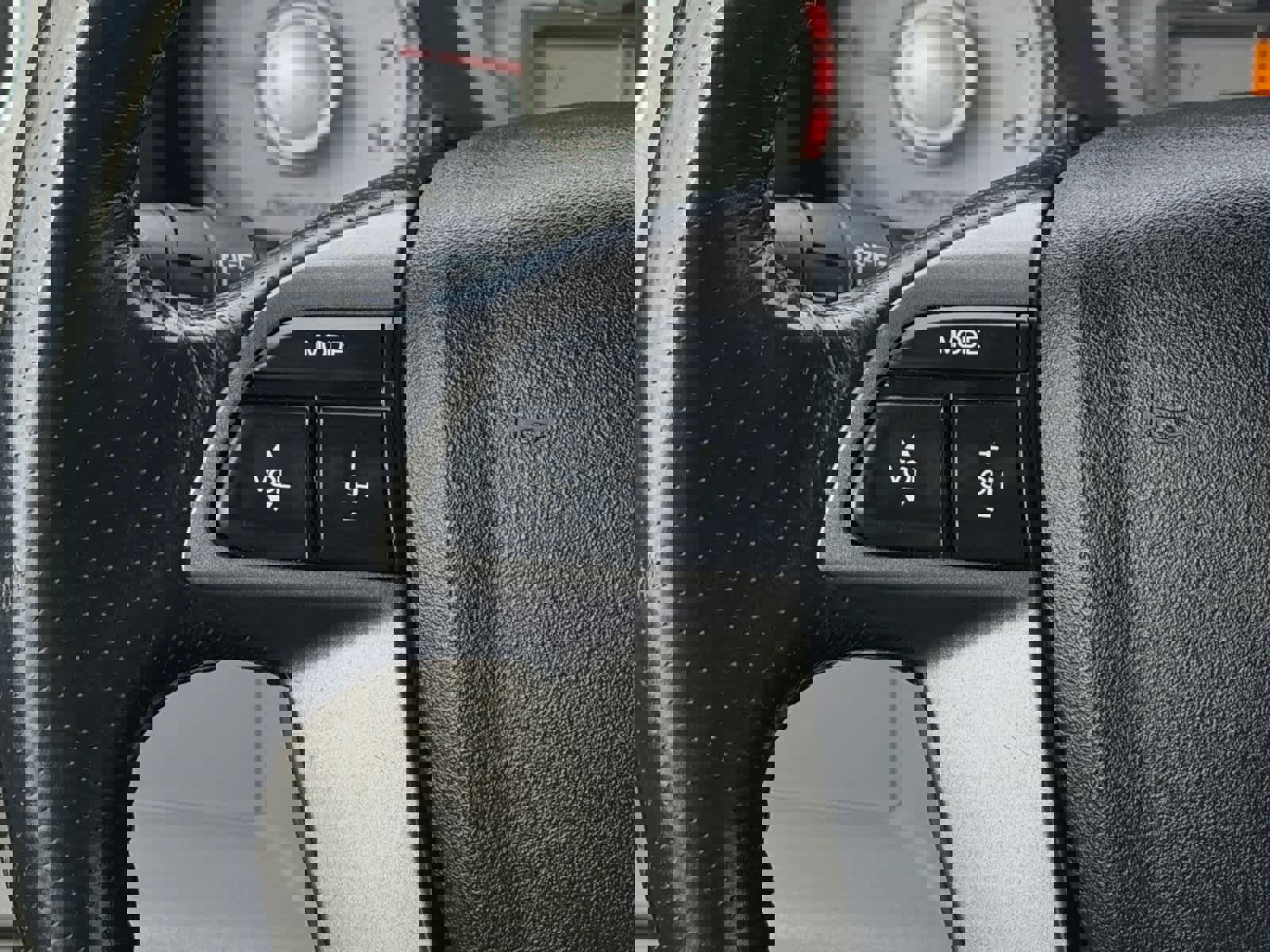 Used 2011 Honda Pilot EX-L image 18