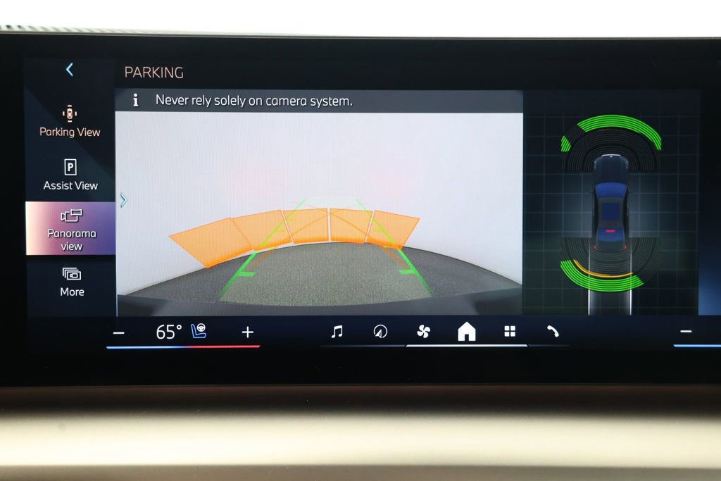 Used 2024 BMW i5 eDrive40i w/ M Sport Package image 19