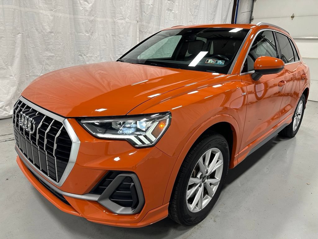 Used 2024 Audi Q3 2.0T Premium AWD/4WD image 3