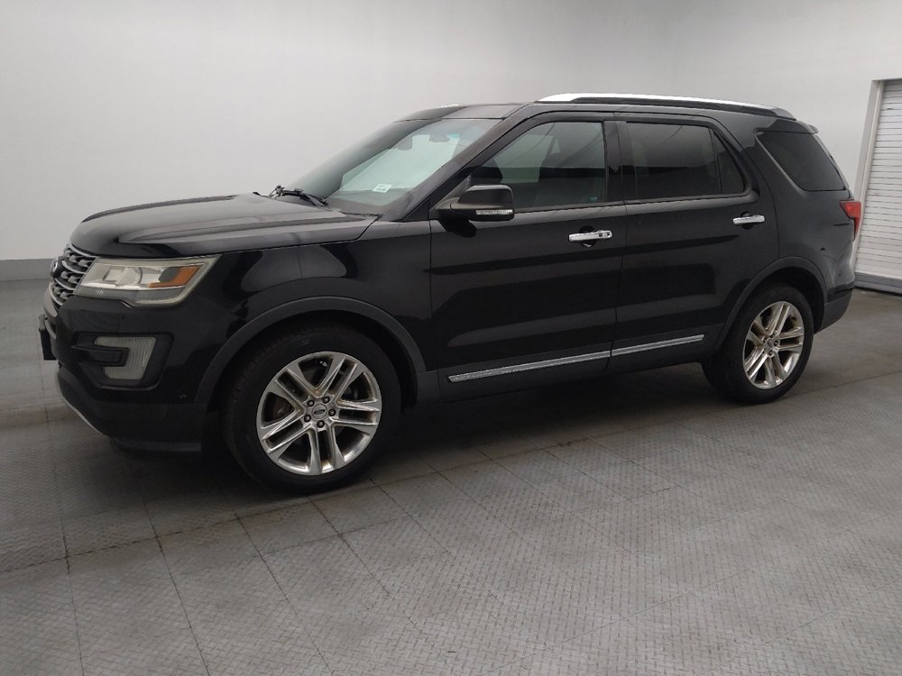 Used 2016 Ford Explorer Limited w/ Equipment Group 301A AWD/4WD image 2